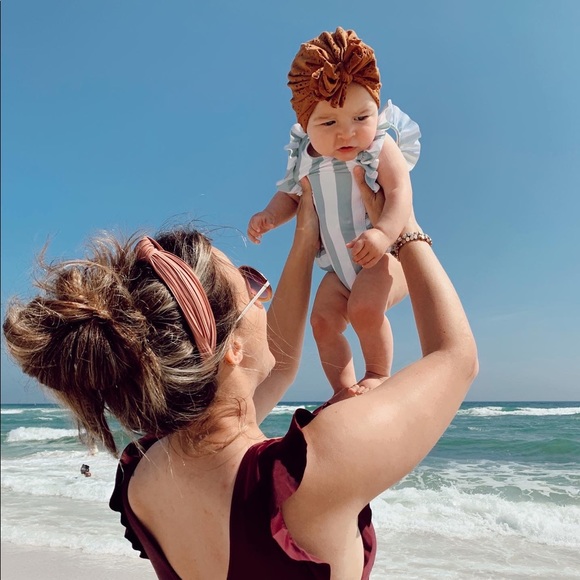 9 Bunny Knot brand bunnies! - Picture 13 of 15